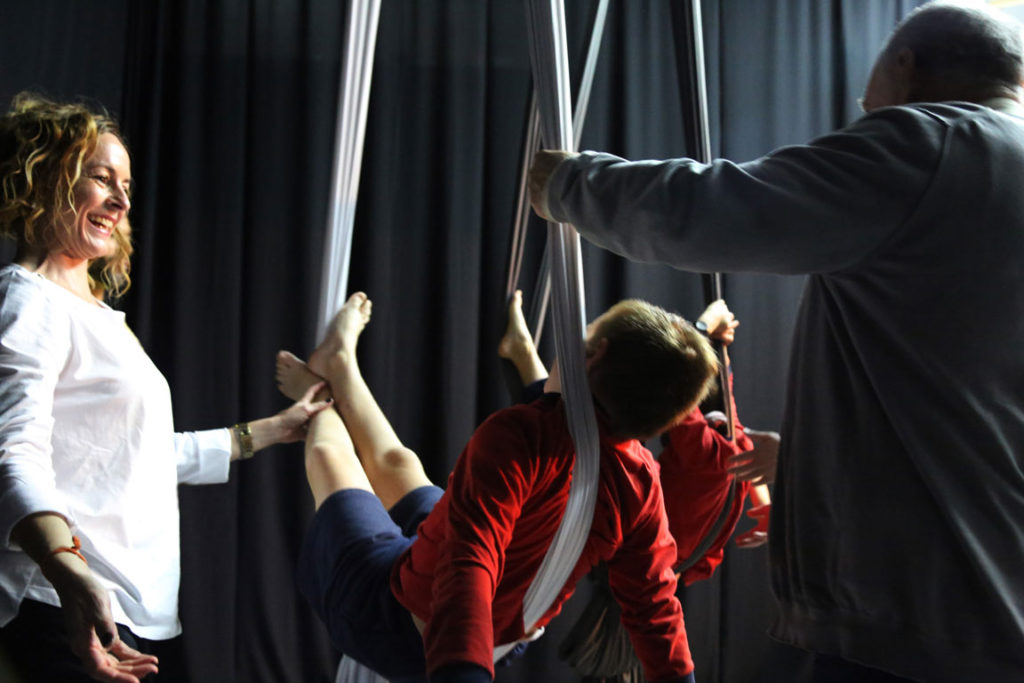 Actividades para niños en Castellón. Acrobacias en familia