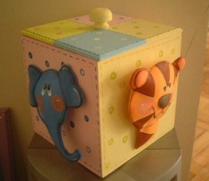 Actividades para niños en Castellón. Exposición manualidades Igualdad VR